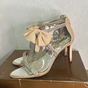 Audrey Brooke Cinderella Rhinestone Formal Heel Champagne Satin‎